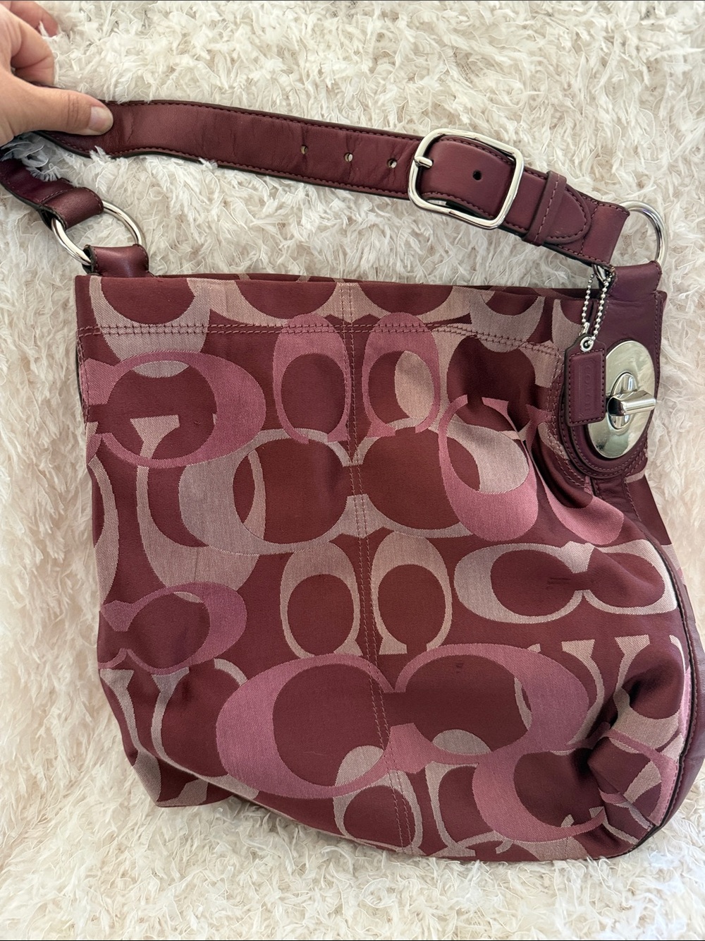 COACH Y2K Signature “Penelope” Hobo Shoulder Bag in Burgundy and Pink 🩷